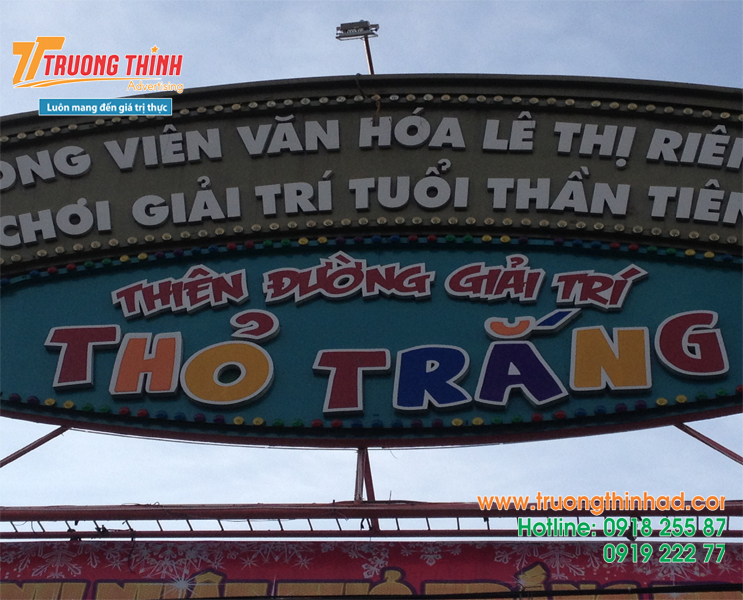 LÀM BẢNG QUẢNG CÁO