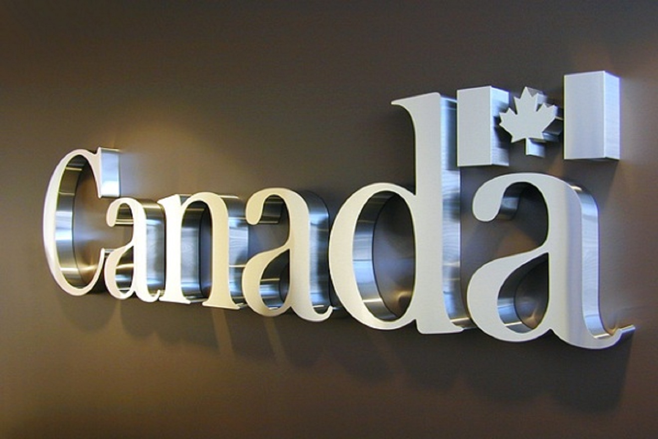 6 loại bảng hiệu quảng cáo ngoài trời thu hút khách nhất hiện nay.